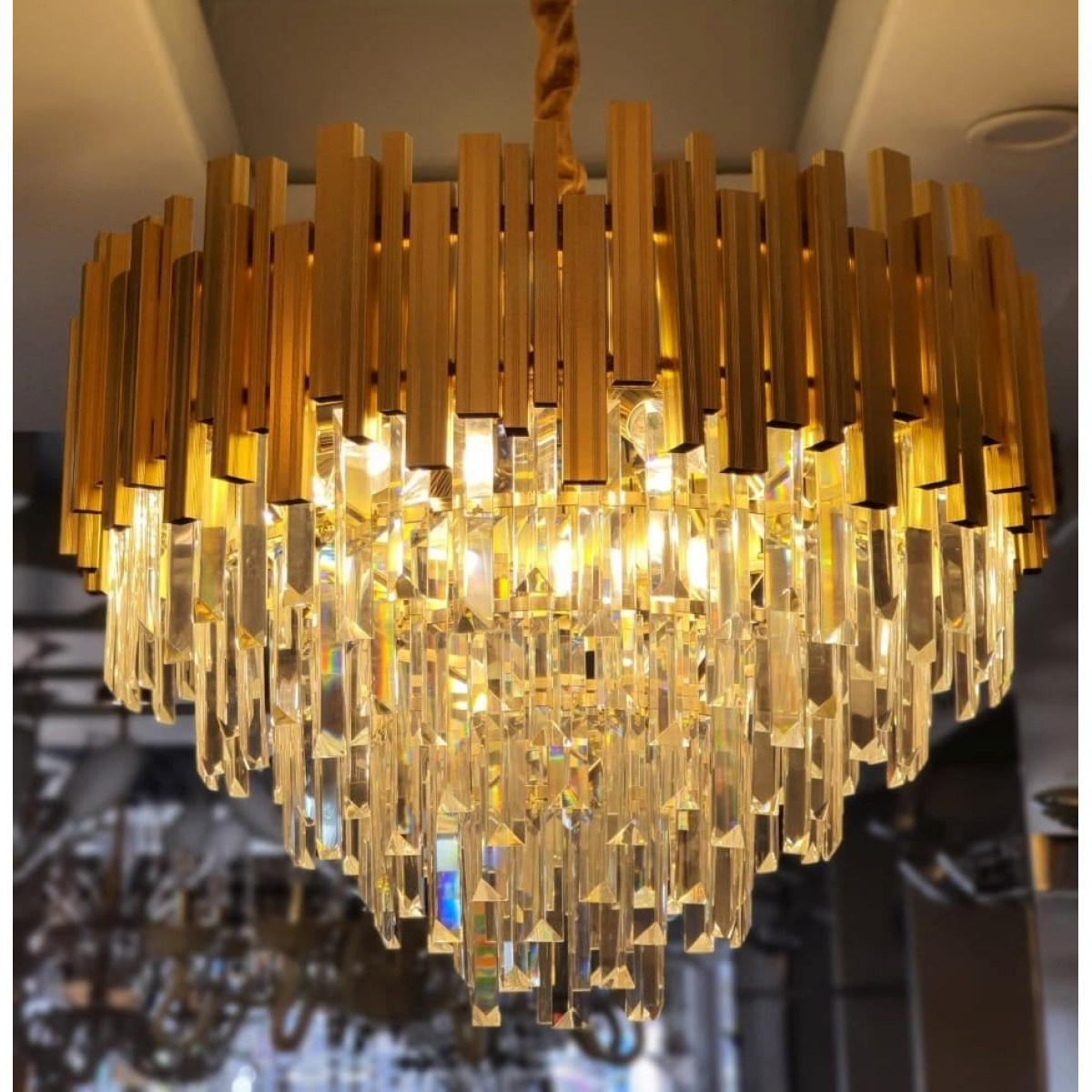 RIPPLE CRYSTAL CHANDELIER