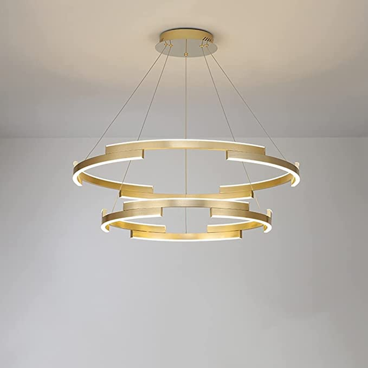 MINIMALISTIC DISC HANGING LIGHT