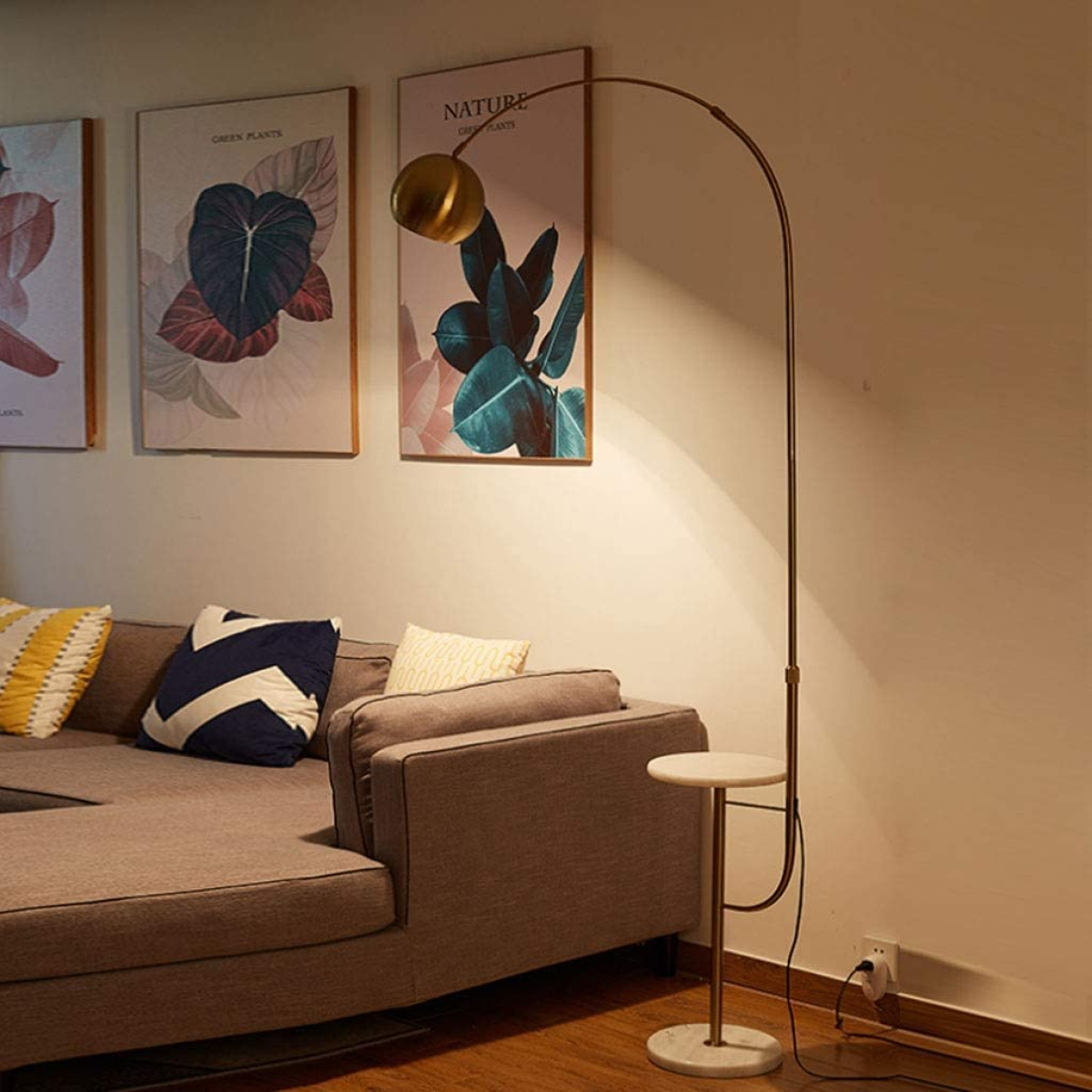 GOLDEN ARC FLOOR LAMP