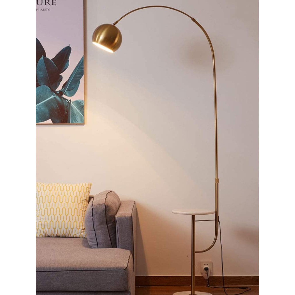 GOLDEN ARC FLOOR LAMP