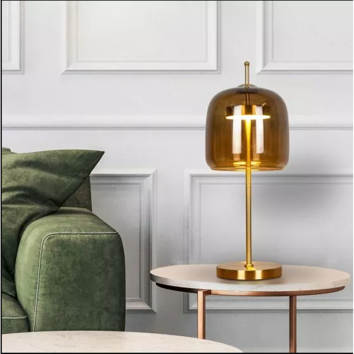 CHAMPAGNE TABLE LAMP