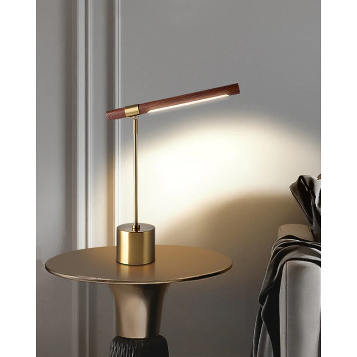 LINEAR WOOD TABLE LAMP
